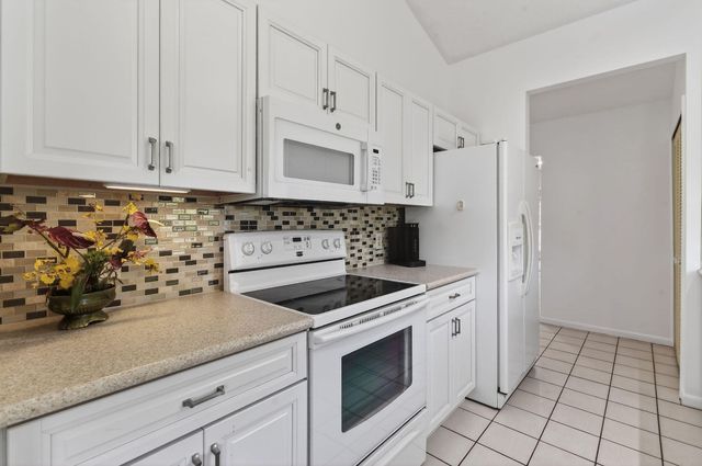 13196 SE Point O Woods Court, Hobe Sound, FL 33455