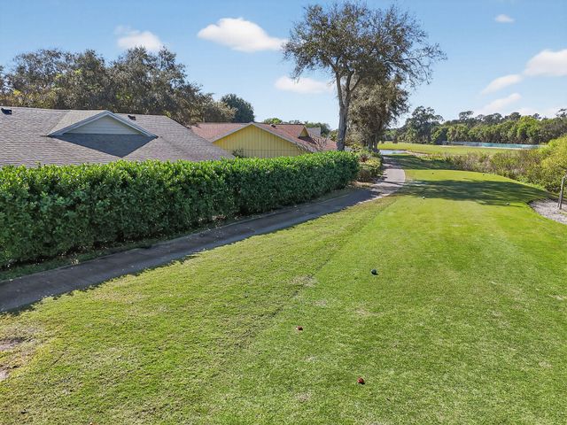 13196 SE Point O Woods Court, Hobe Sound, FL 33455
