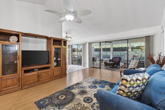 13196 SE Point O Woods Court, Hobe Sound, FL 33455