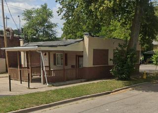1040 W North Street, Kalamazoo, MI 49007