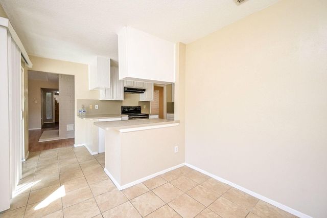 4218 Bridledon Lane, Houston, TX 77014