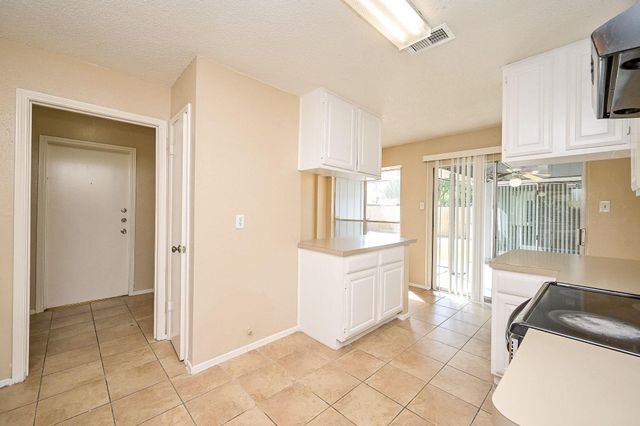 4218 Bridledon Lane, Houston, TX 77014