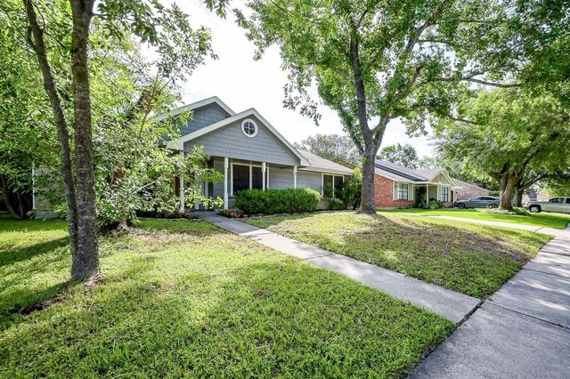 4218 Bridledon Lane, Houston, TX 77014