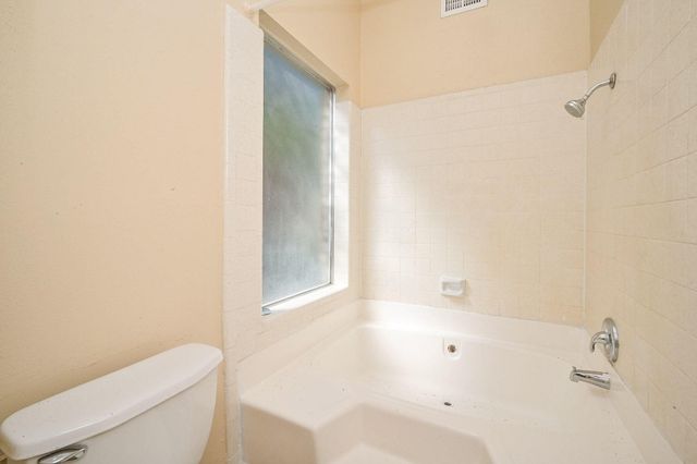 4218 Bridledon Lane, Houston, TX 77014