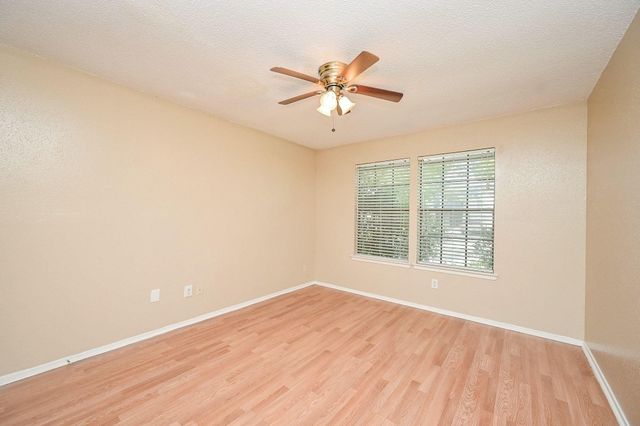 4218 Bridledon Lane, Houston, TX 77014