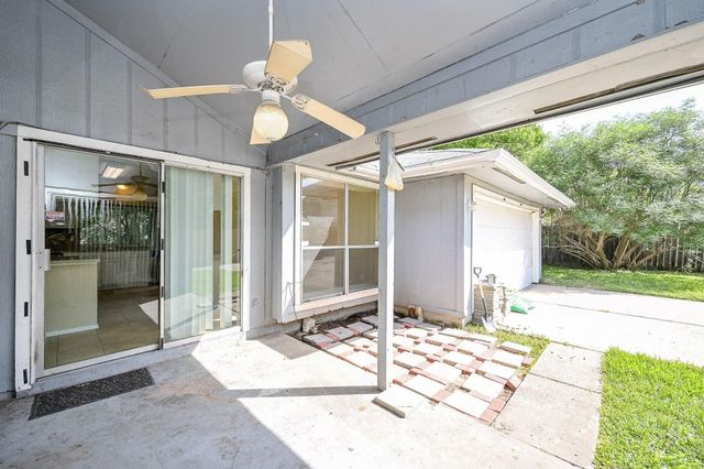4218 Bridledon Lane, Houston, TX 77014
