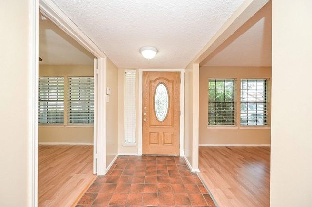 4218 Bridledon Lane, Houston, TX 77014