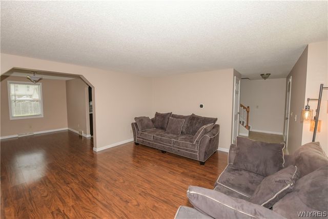 329 Summit Boulevard, North Tonawanda, NY 14120