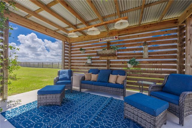 6702 Digger, Corpus Christi, TX 78415
