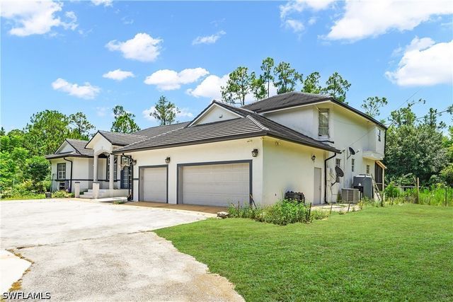 3420 72nd AVE NE, Naples, FL 34120