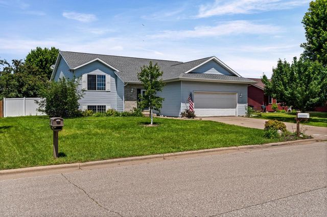 213 Kenneda STREET, Holmen, WI 54636