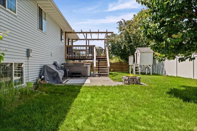 213 Kenneda STREET, Holmen, WI 54636