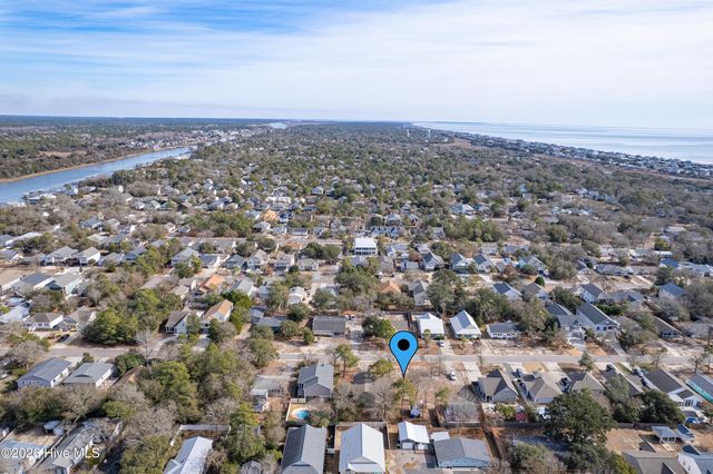 133 NE 7th Street, Oak Island, NC 28465