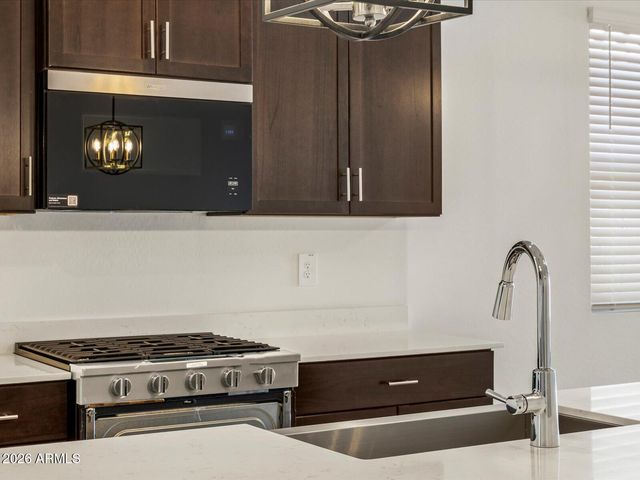 35236 N FLORA Way, San Tan Valley, AZ 85144