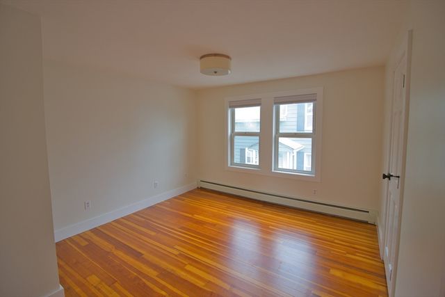 40 Dean Avenue 40, Dracut, MA 01826