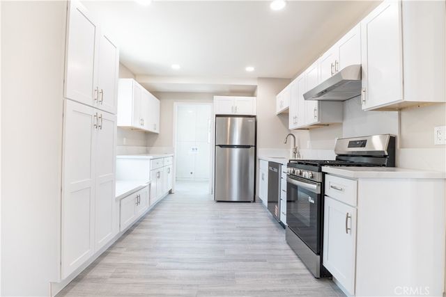 16213 S Thorson, Compton, CA 90221