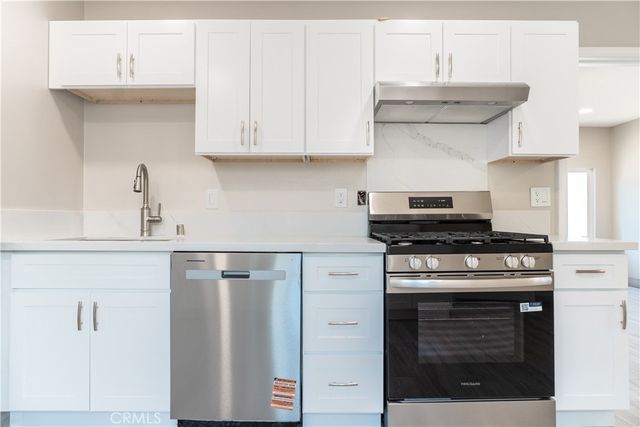 16213 S Thorson, Compton, CA 90221