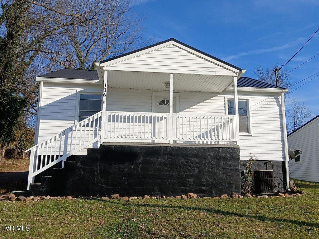 136 Beaver Street, Bristol, VA 24201