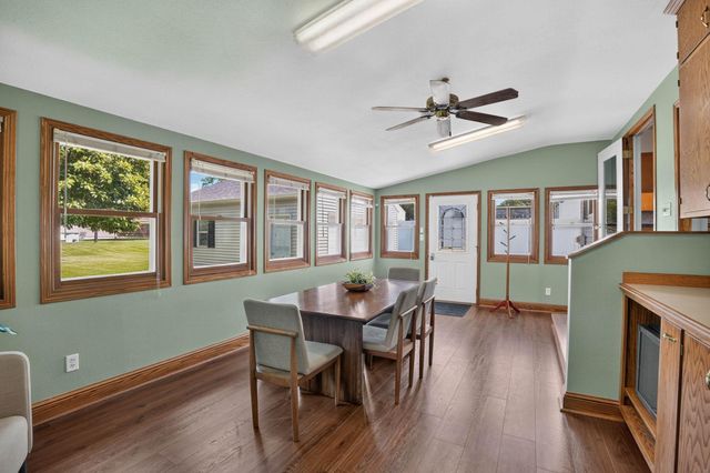 227 Spieker Road, Waterloo, IA 50701
