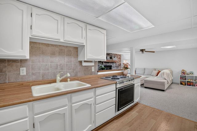 227 Spieker Road, Waterloo, IA 50701