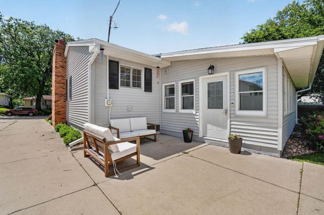 227 Spieker Road, Waterloo, IA 50701