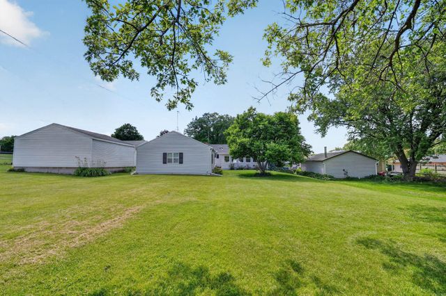 227 Spieker Road, Waterloo, IA 50701