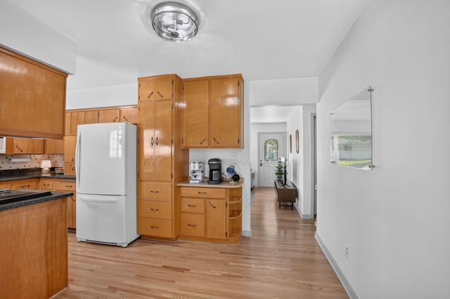 227 Spieker Road, Waterloo, IA 50701