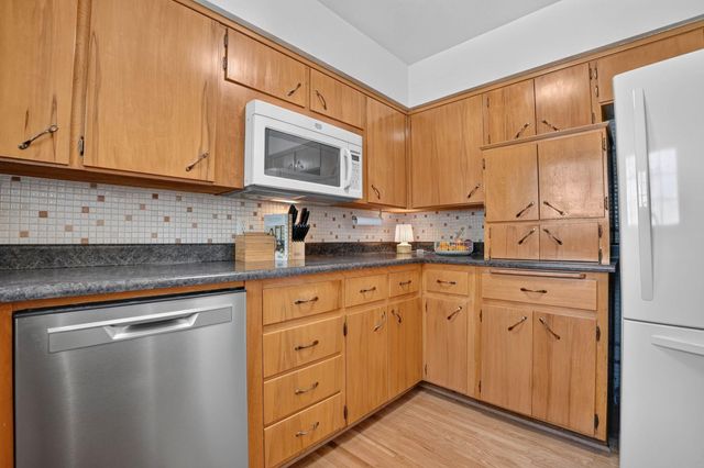 227 Spieker Road, Waterloo, IA 50701