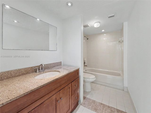 7451 NW 16th St 110, Plantation, FL 33313