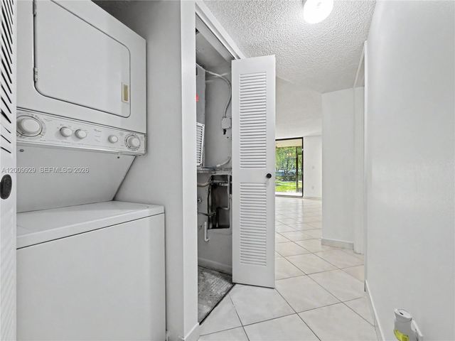 7451 NW 16th St 110, Plantation, FL 33313