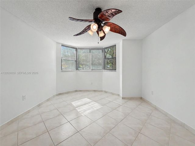 7451 NW 16th St 110, Plantation, FL 33313