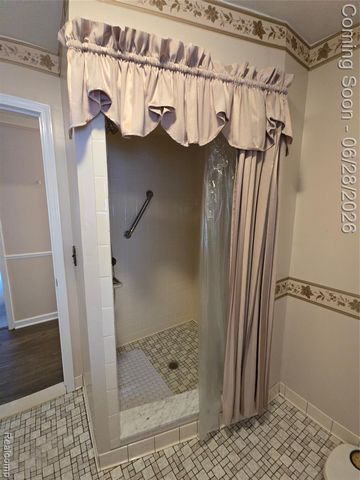 23776 Normandy Avenue, Eastpointe, MI 48021