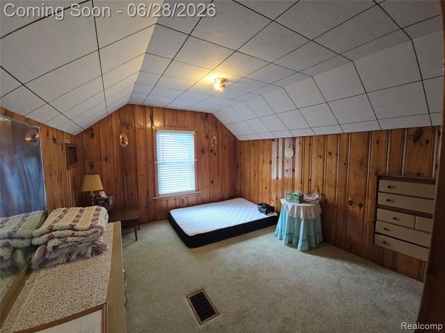 23776 Normandy Avenue, Eastpointe, MI 48021