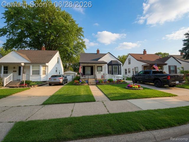 23776 Normandy Avenue, Eastpointe, MI 48021