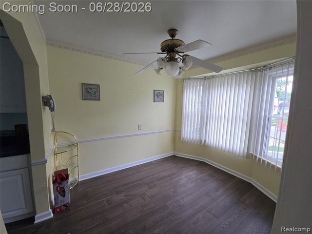 23776 Normandy Avenue, Eastpointe, MI 48021