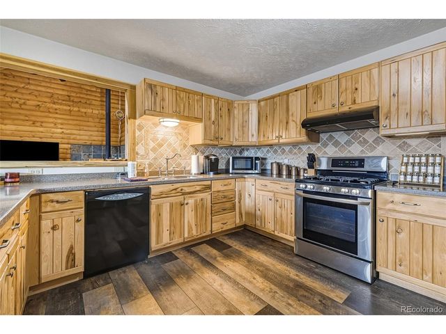 111 Twinkle Rd, Guffey, CO 80820