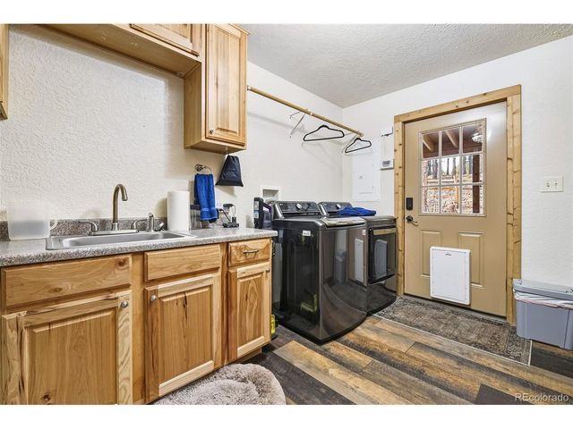 111 Twinkle Rd, Guffey, CO 80820