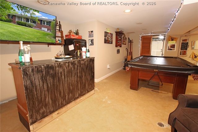 16 Christy Lane, Winfield, WV 25213