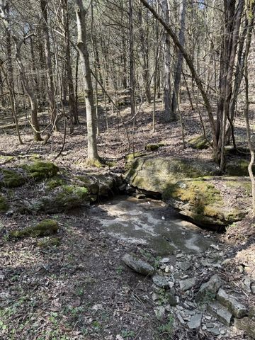 855 Lick Creek Rd, Hartsville, TN 37074