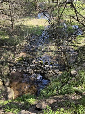 855 Lick Creek Rd, Hartsville, TN 37074