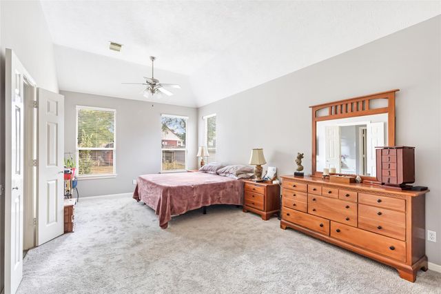 3504 Oak Landing, Conroe, TX 77304