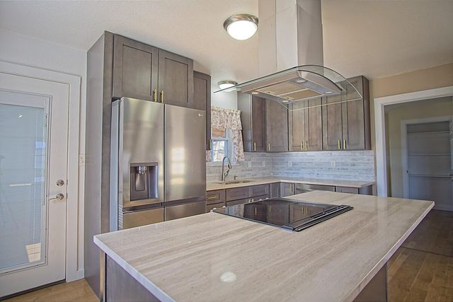 6963 County Road 1940, Pomona, MO 65789