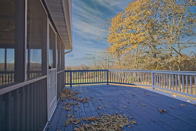 6963 County Road 1940, Pomona, MO 65789