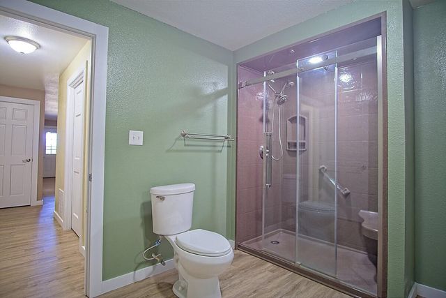 6963 County Road 1940, Pomona, MO 65789