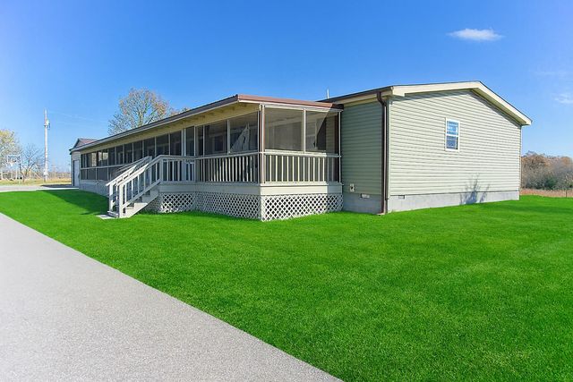 6963 County Road 1940, Pomona, MO 65789