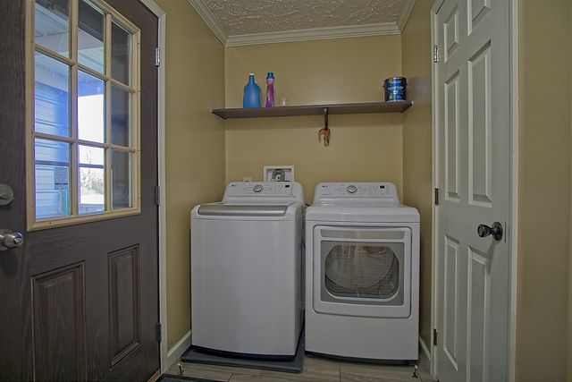 6963 County Road 1940, Pomona, MO 65789