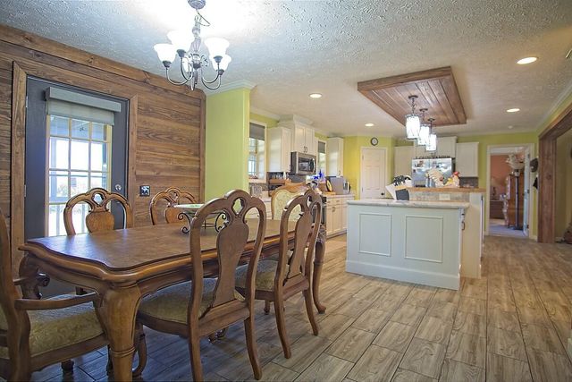 6963 County Road 1940, Pomona, MO 65789