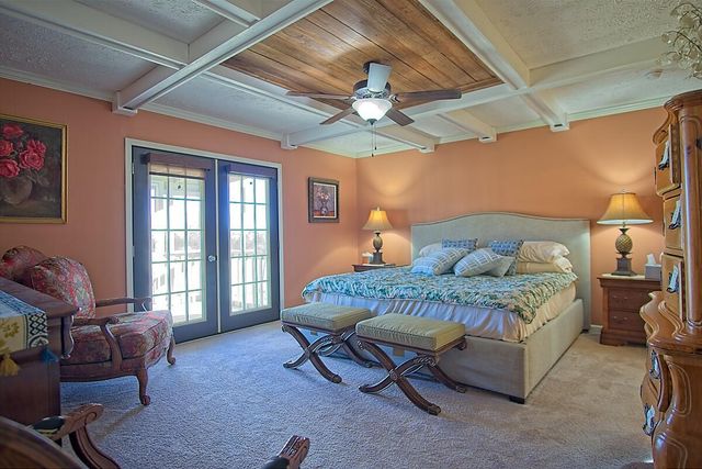 6963 County Road 1940, Pomona, MO 65789