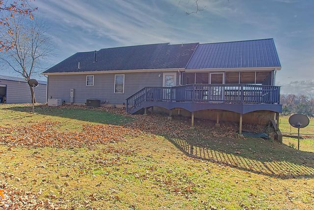 6963 County Road 1940, Pomona, MO 65789