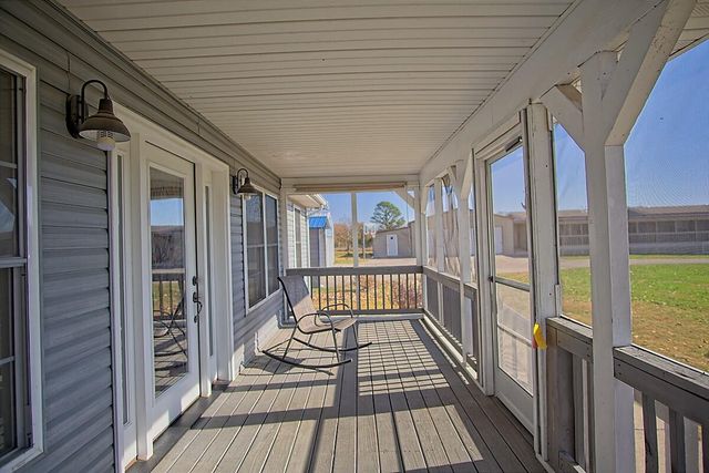 6963 County Road 1940, Pomona, MO 65789